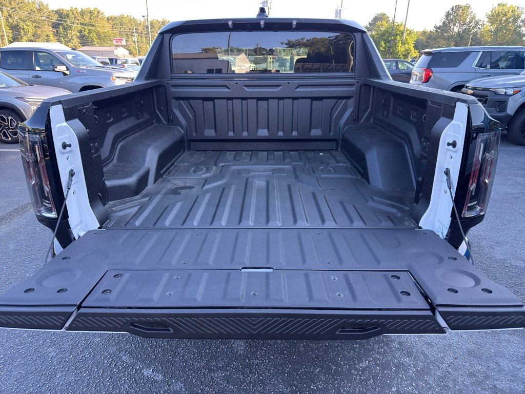 New 2026 GMC Hummer EV 4x4 Crew Cab image 12