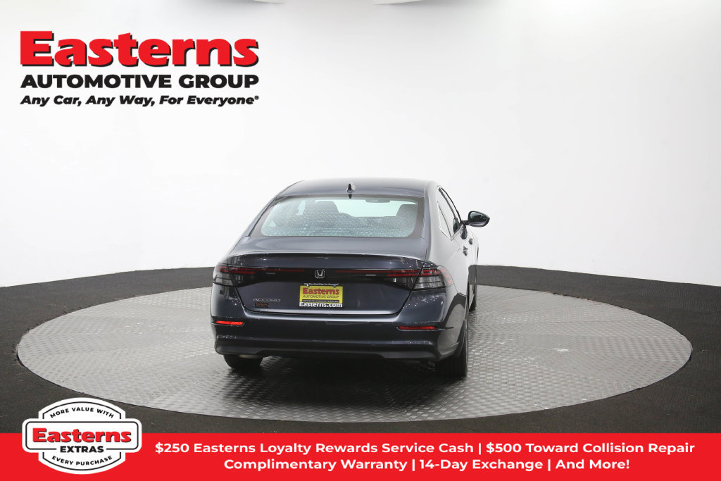 Used 2023 Honda Accord EX image 39