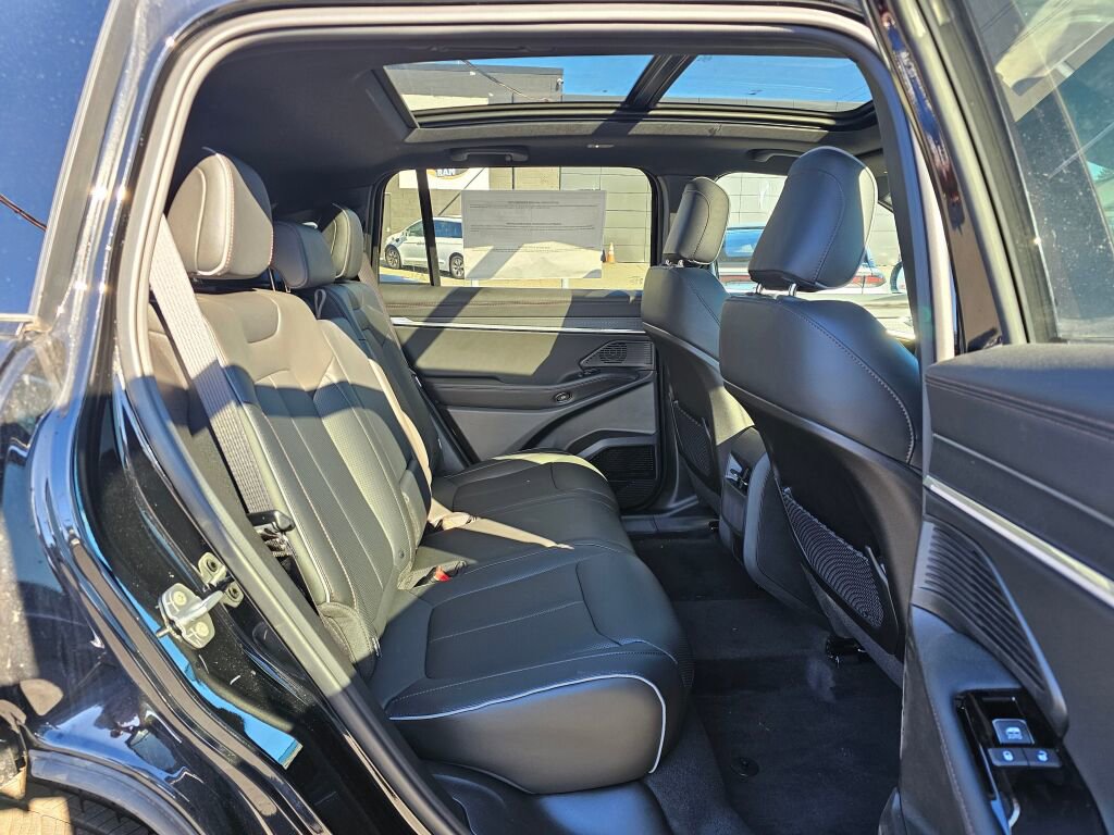 New 2025 Jeep Wagoneer S Limited image 13