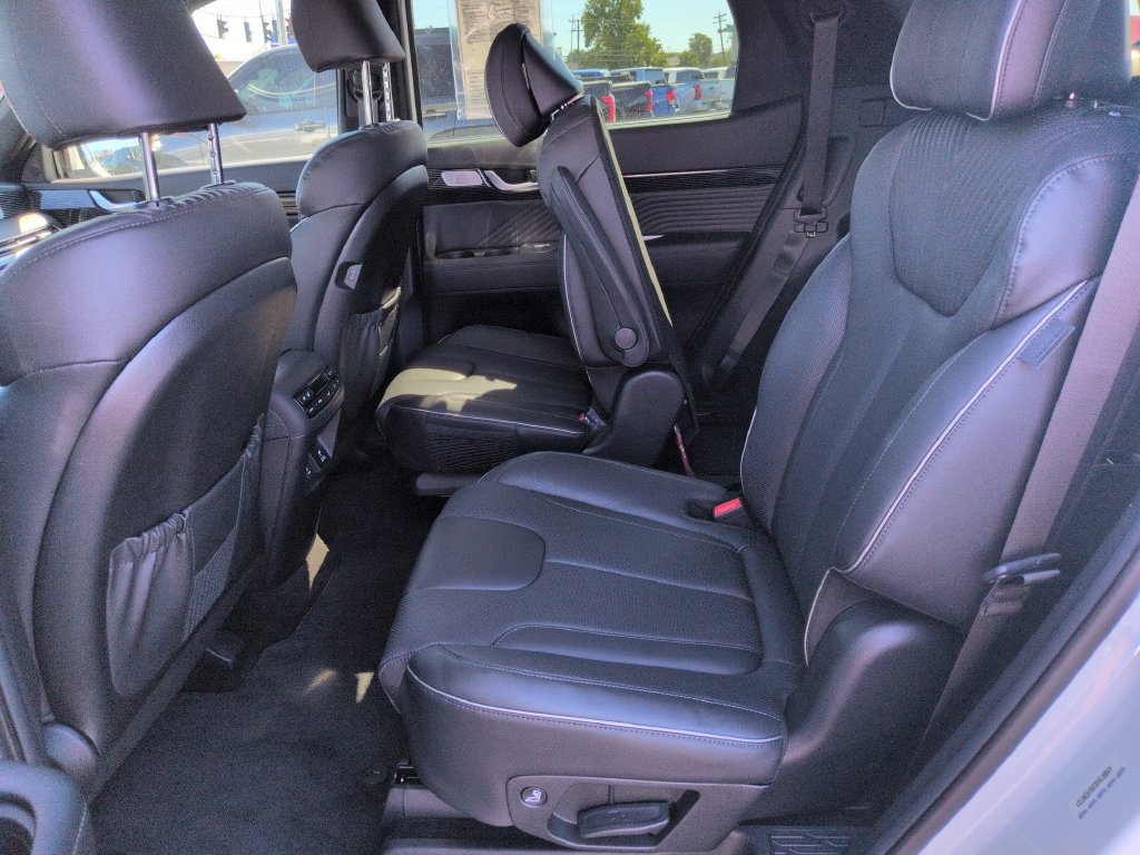 Used 2025 Hyundai Palisade Calligraphy AWD/4WD image 25