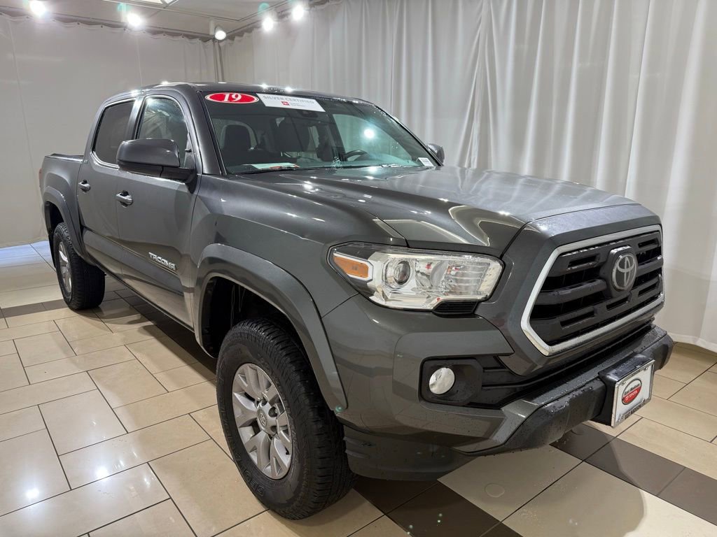 Certified 2019 Toyota Tacoma SR5 AWD/4WD image 6