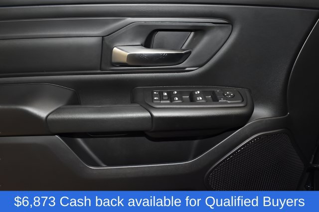 New 2026 RAM 1500 Express AWD/4WD image 18