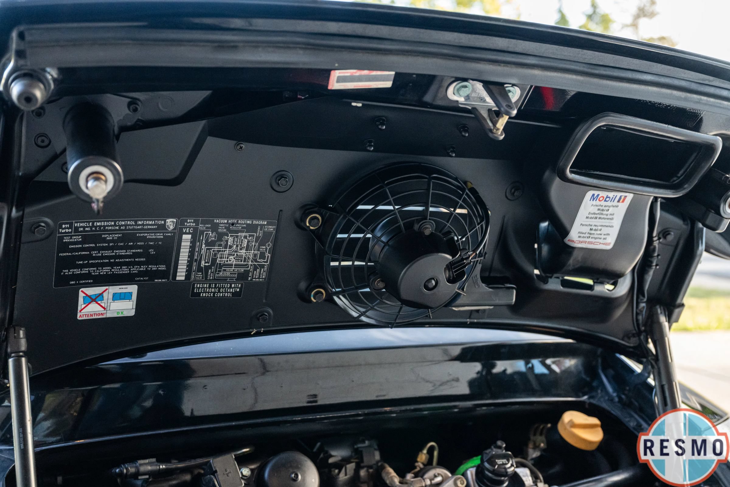 Used 2001 Porsche 911 Turbo AWD/4WD image 19
