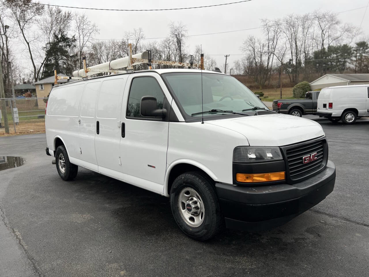 Used 2018 GMC Savana 2500 Extended image 3