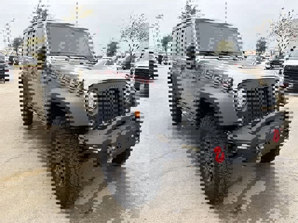 Used 2017 Jeep Wrangler Unlimited Rubicon image 6