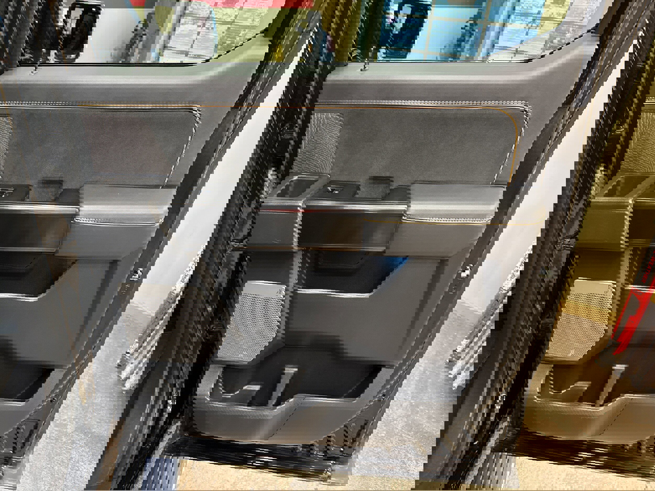 Used 2023 Ford F150 Platinum image 20