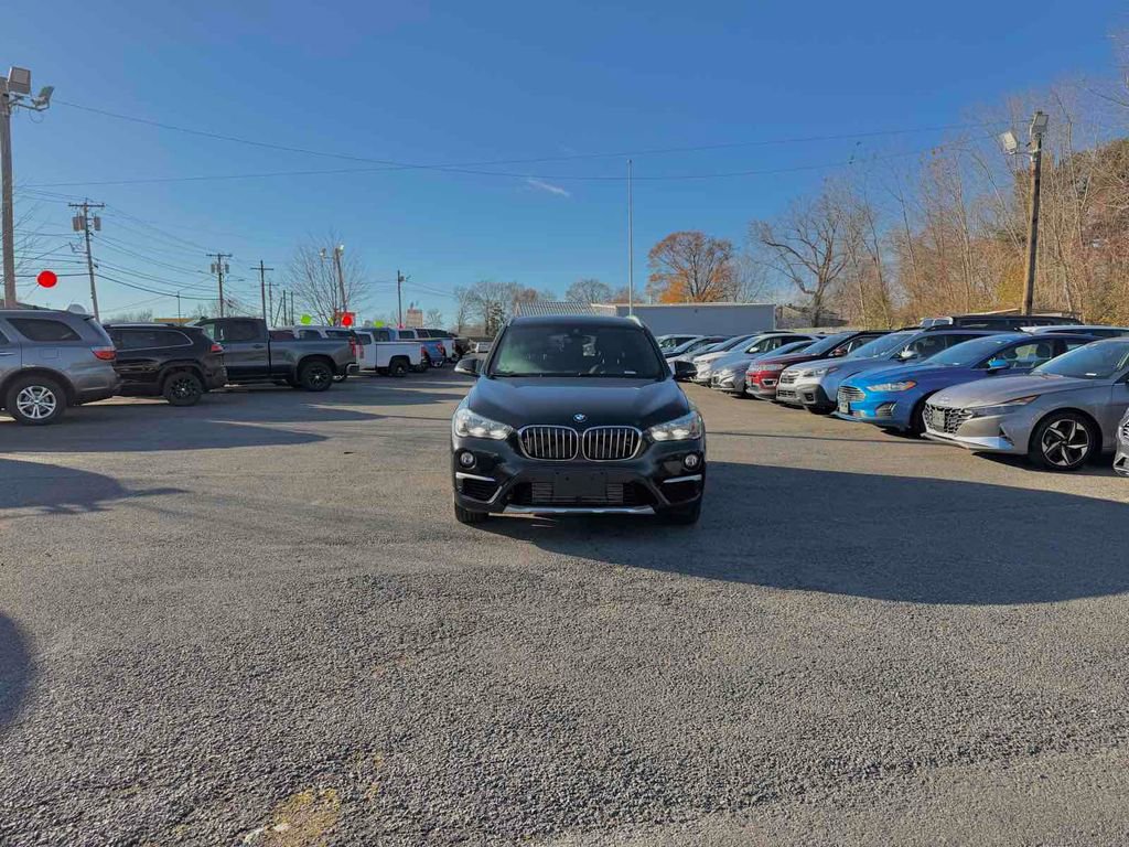 Used 2019 BMW X1 xDrive28i w/ Convenience Package image 3