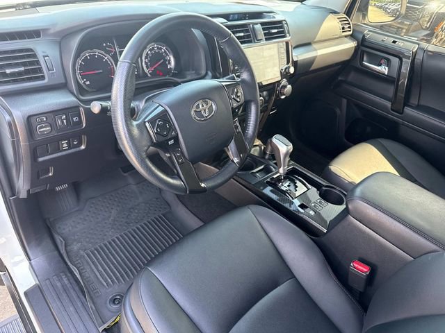 Used 2024 Toyota 4Runner TRD Off-Road Premium AWD/4WD image 25
