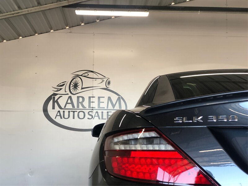 Used 2015 Mercedes-Benz SLK 350 image 17