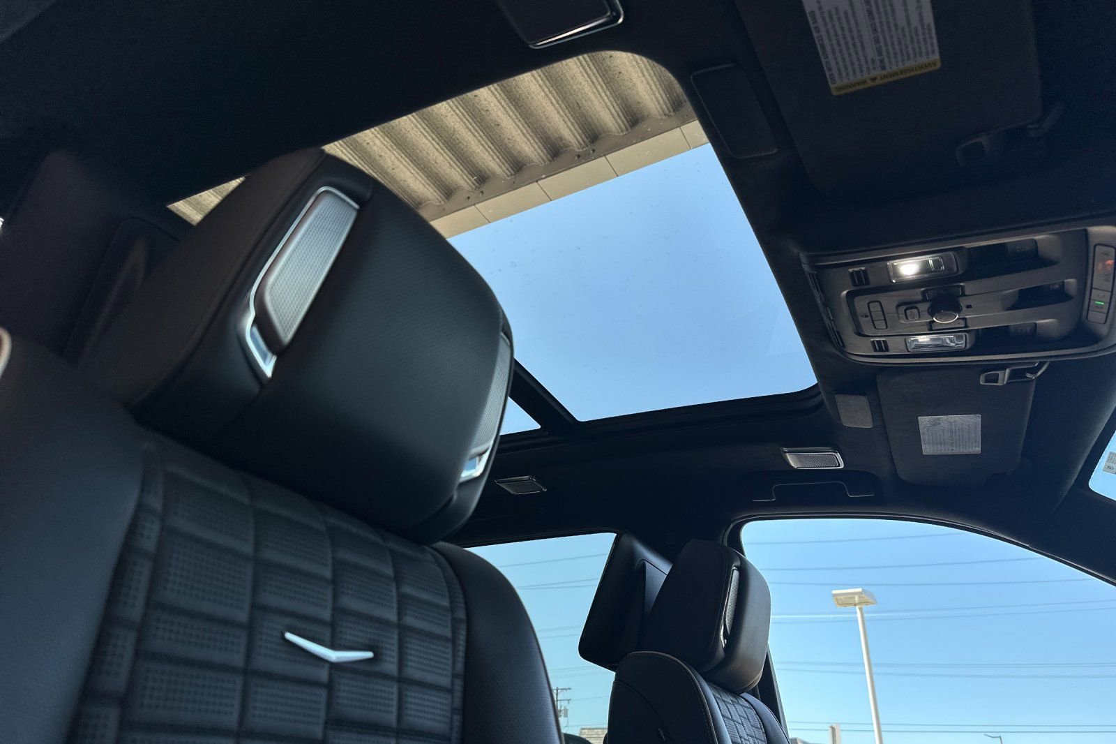 Used 2021 Cadillac Escalade ESV Sport Platinum AWD/4WD image 22