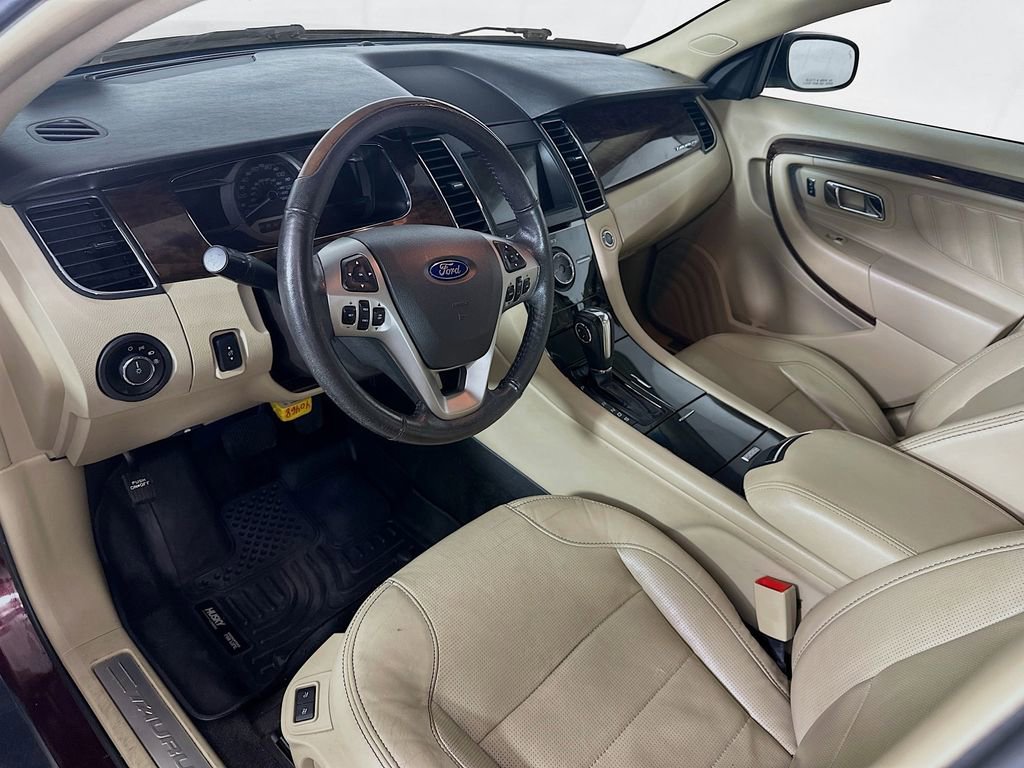 Used 2018 Ford Taurus Limited image 30