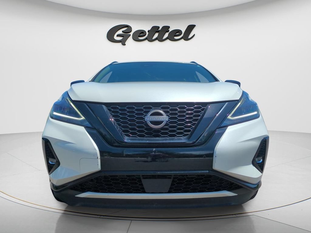 Used 2023 Nissan Murano SV w/ SV Midnight Edition Package FWD image 2