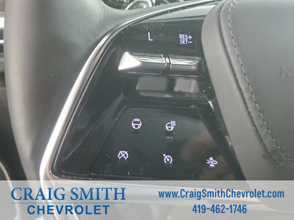 Used 2025 Cadillac Escalade Sport Platinum w/ LPO, Floor Liner Package AWD/4WD image 27