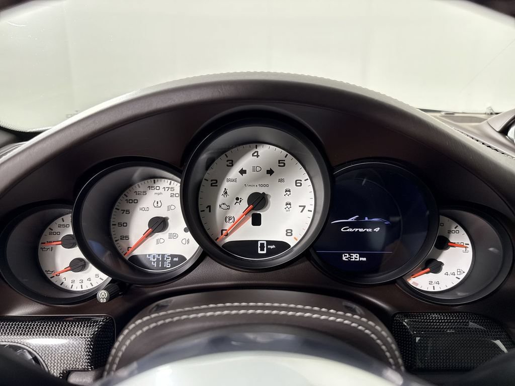 Certified 2017 Porsche 911 Carrera 4 AWD/4WD image 37