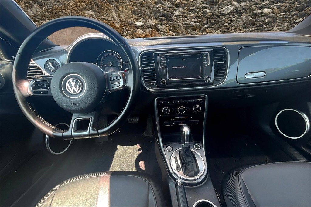 Used 2019 Volkswagen Beetle 2.0T SE image 13