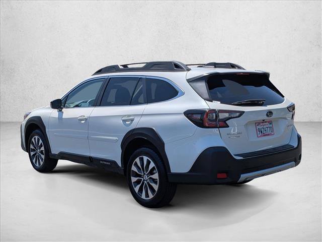Certified 2025 Subaru Outback Limited AWD/4WD image 8