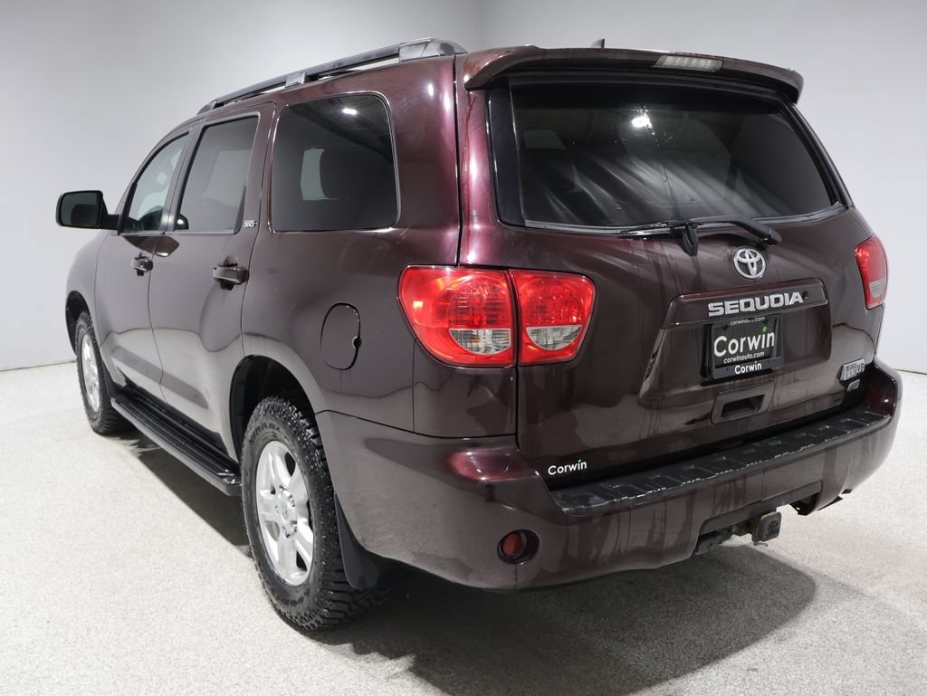 Used 2016 Toyota Sequoia SR5 AWD/4WD image 5