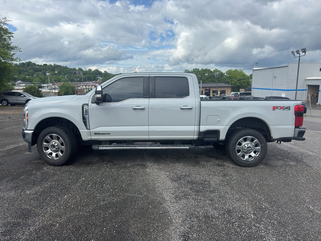 Used 2025 Ford F250 Lariat w/ Chrome Package AWD/4WD image 2