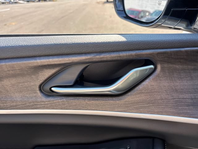 New 2026 Jeep Grand Cherokee Altitude AWD/4WD image 14