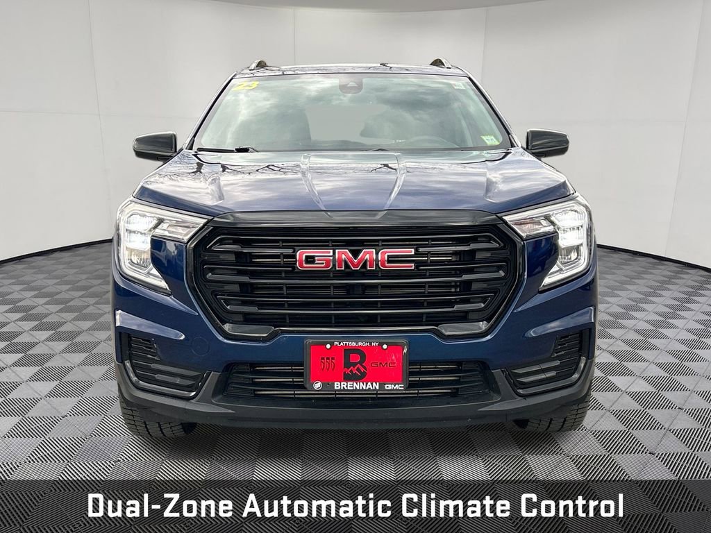 Certified 2023 GMC Terrain SLE w/ Driver Convenience Package AWD/4WD image 9