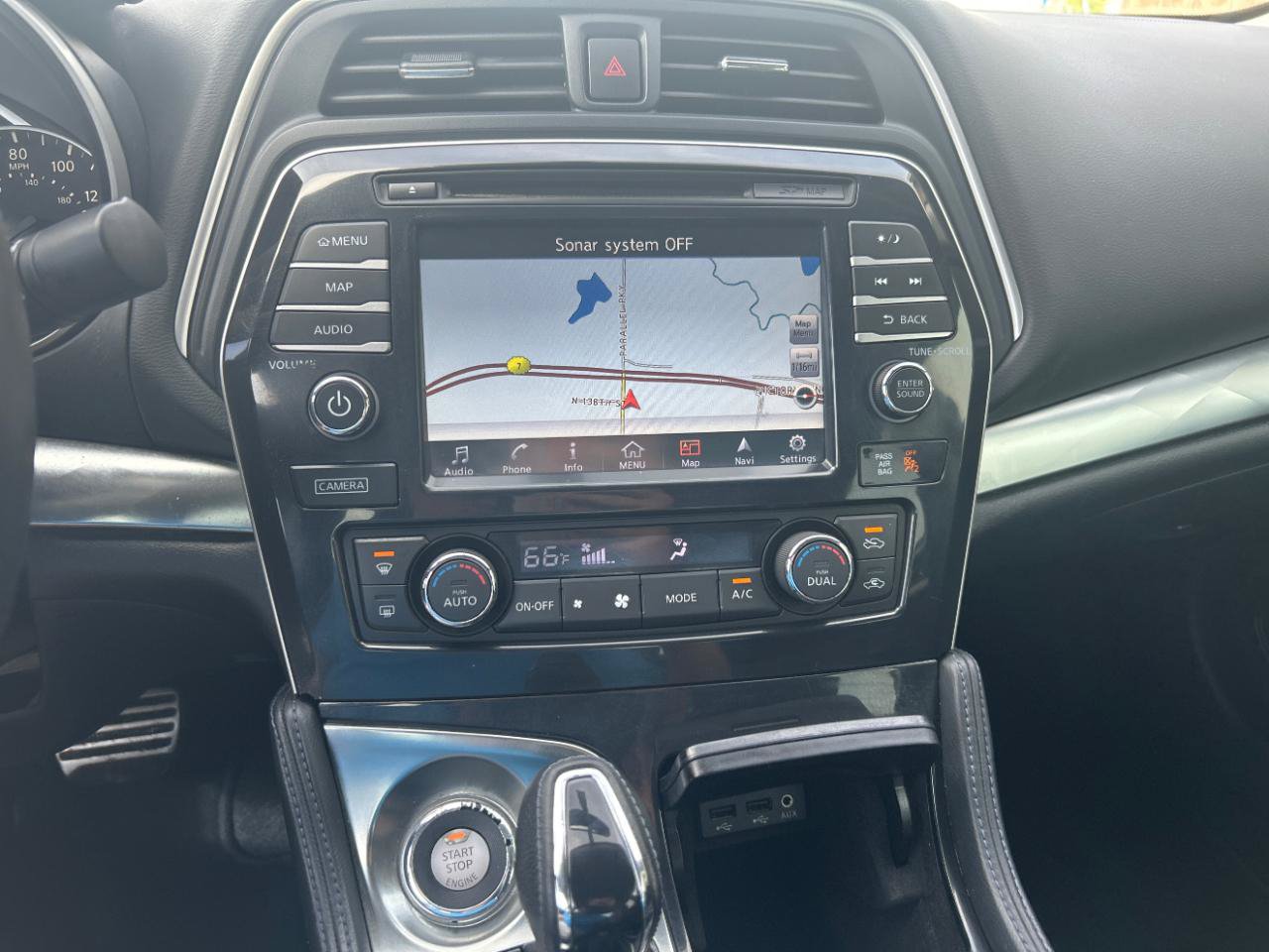 Used 2016 Nissan Maxima SR FWD image 13