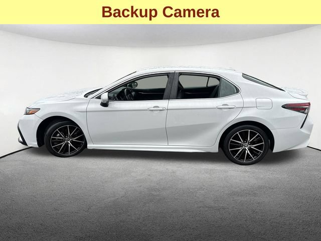 Used 2023 Toyota Camry SE AWD/4WD image 6