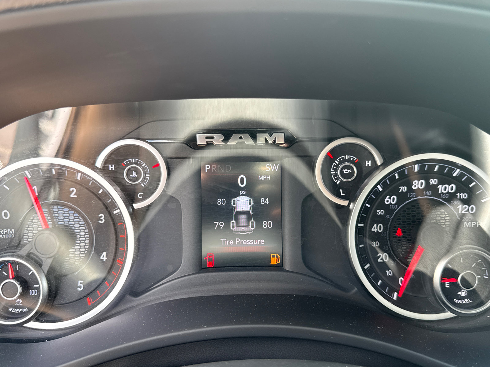 Used 2026 RAM 2500 Tradesman AWD/4WD image 28
