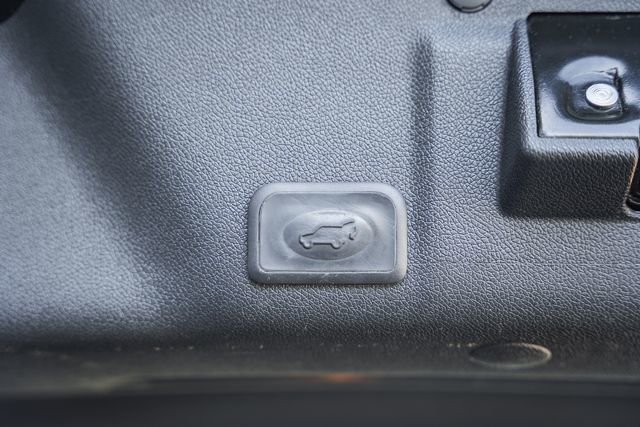 Used 2016 GMC Acadia Denali image 15