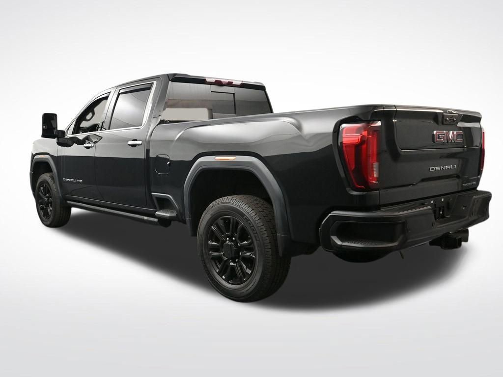 Used 2023 GMC Sierra 2500 Denali w/ Denali Black Diamond Edition image 3