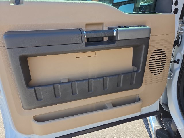 Used 2015 Ford F250 Lariat w/ Lariat Ultimate Package AWD/4WD image 9