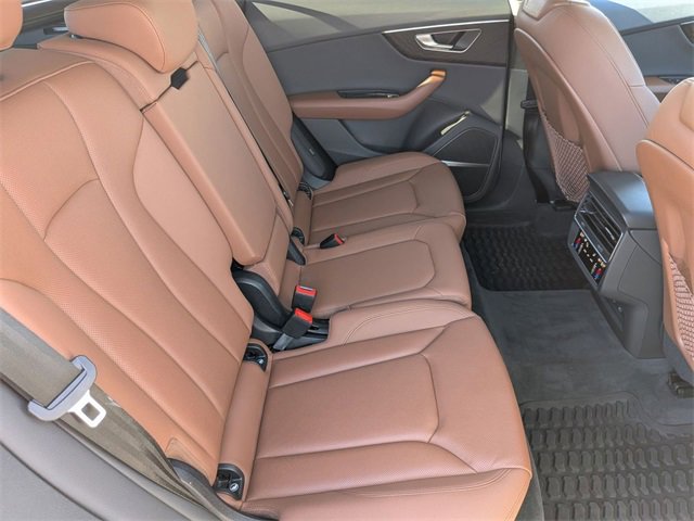 Used 2022 Audi Q8 Premium Plus w/ Premium Plus Package image 31