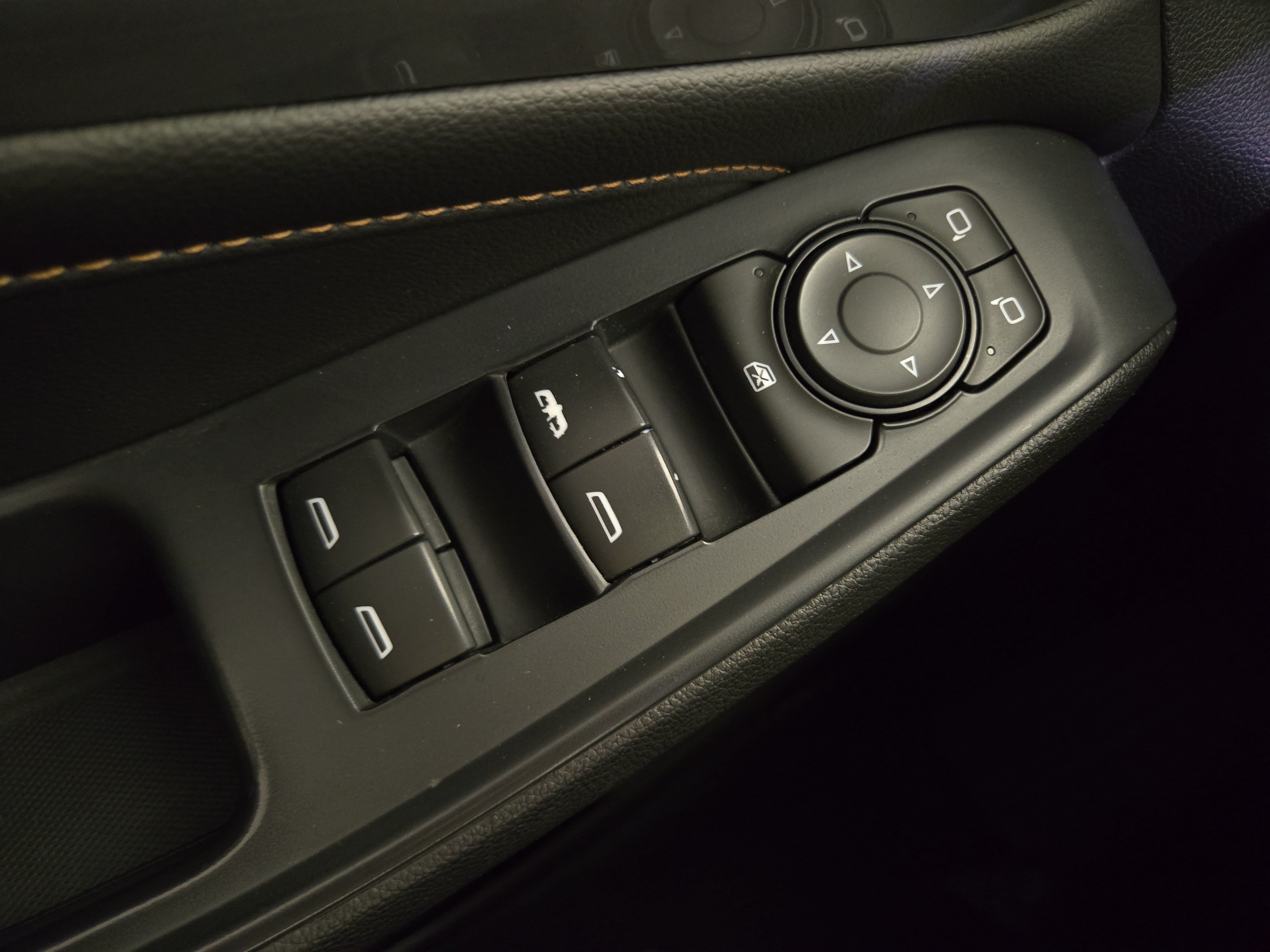 Used 2018 Chevrolet Traverse LT FWD image 27