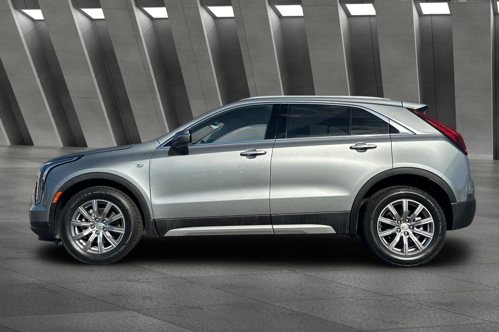 Certified 2023 Cadillac XT4 Premium Luxury image 7