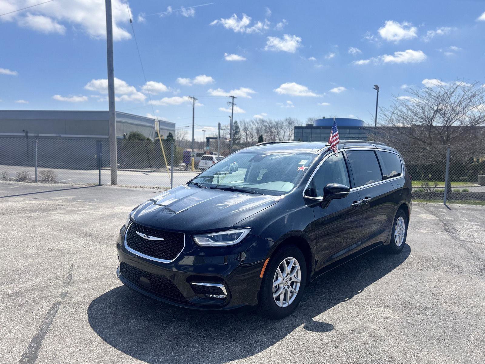 Used 2022 Chrysler Pacifica Touring-L