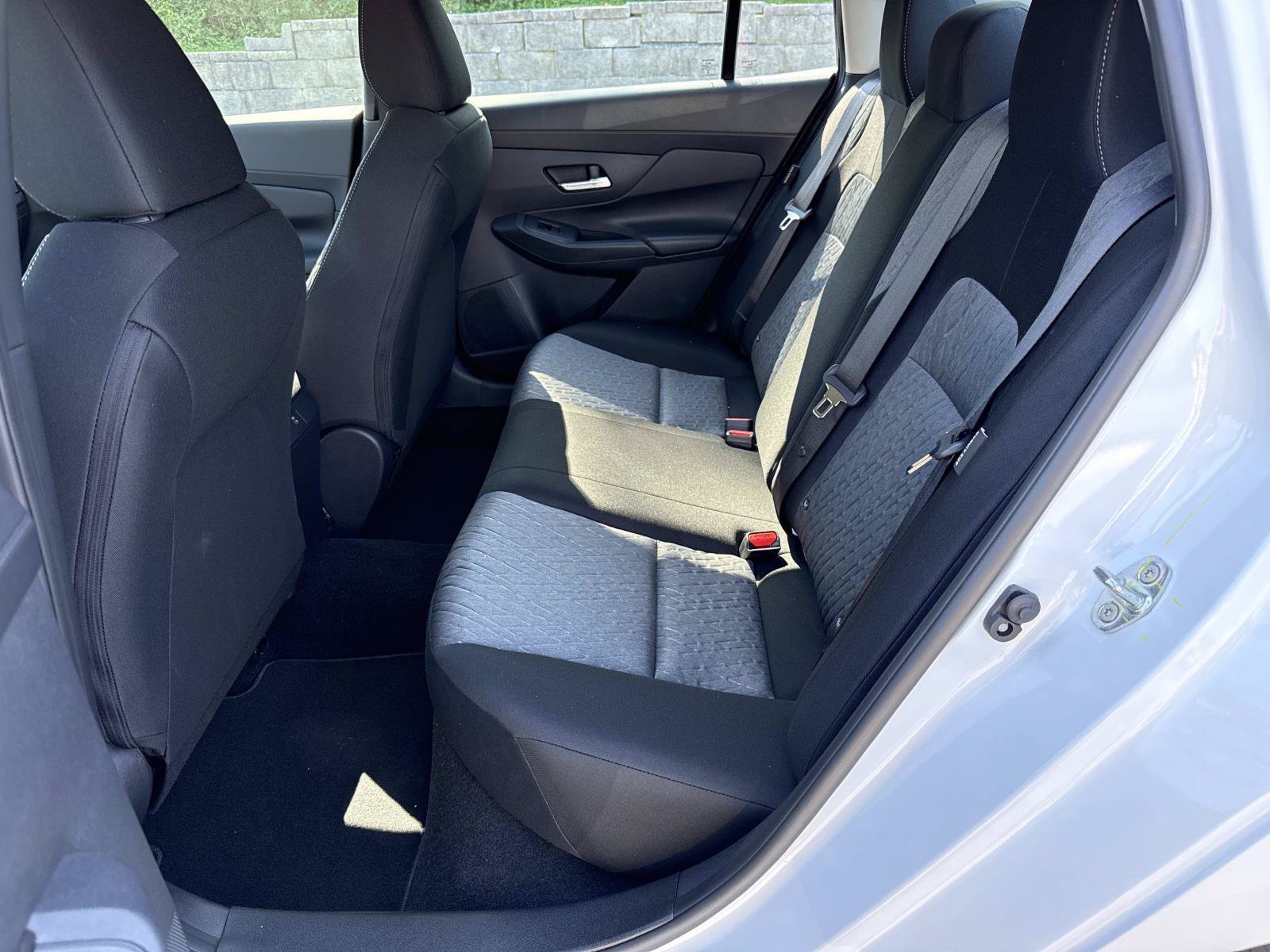 Used 2026 Nissan Sentra SV w/ SV Convenience Package FWD image 28
