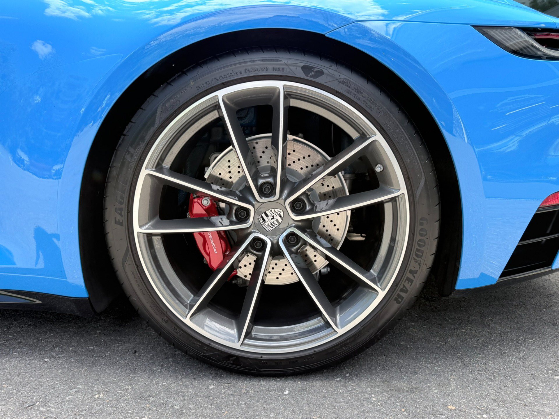 Used 2024 Porsche 911 Carrera S RWD image 49