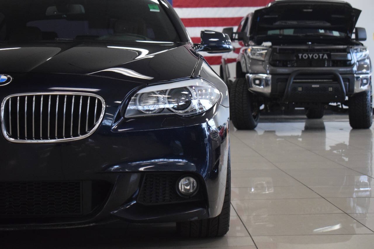 Used 2013 BMW 528i Sedan RWD image 9
