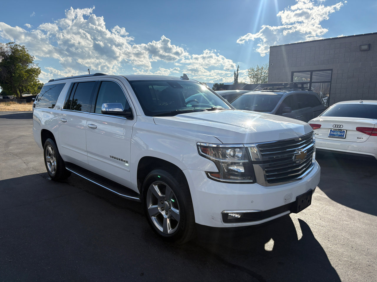Used 2016 Chevrolet Suburban LTZ image 4