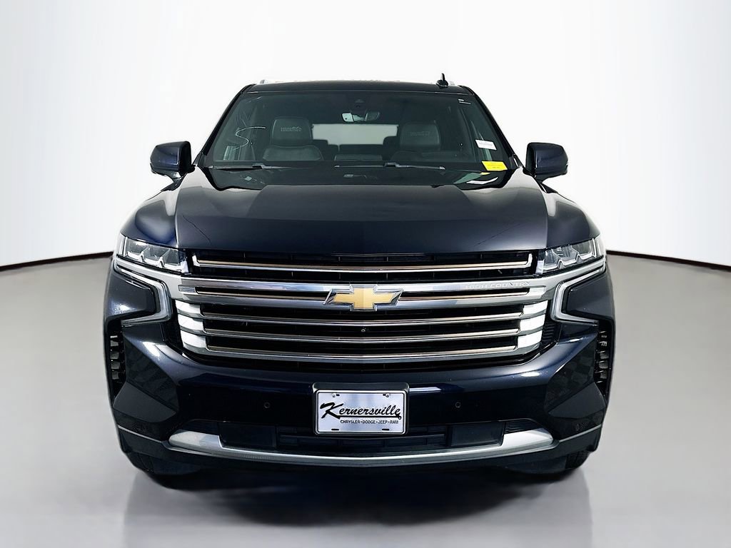 Used 2021 Chevrolet Suburban High Country w/ Premium Package image 2