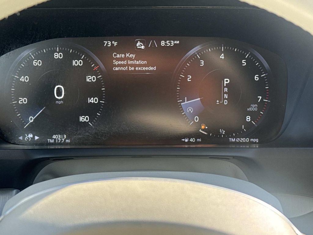 Used 2021 Volvo XC90 T5 Momentum w/ Climate Package image 29