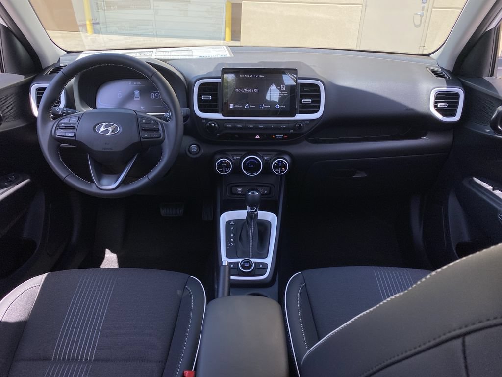 New 2026 Hyundai Venue SEL FWD image 13