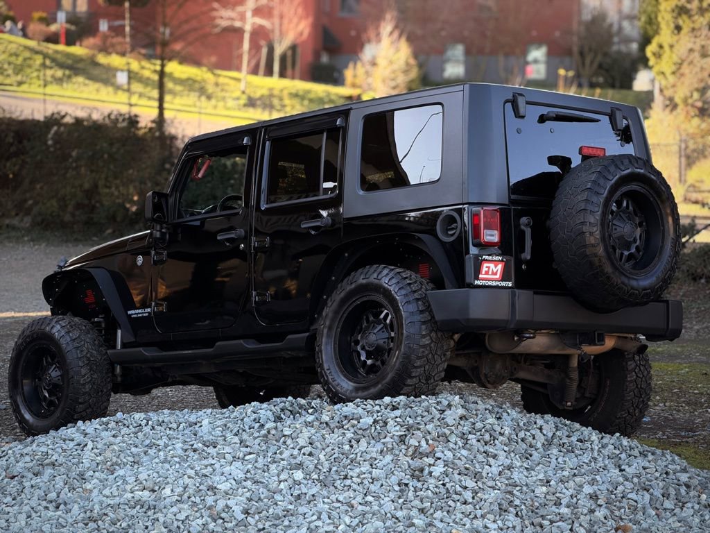 Used 2010 Jeep Wrangler Unlimited Islander image 6