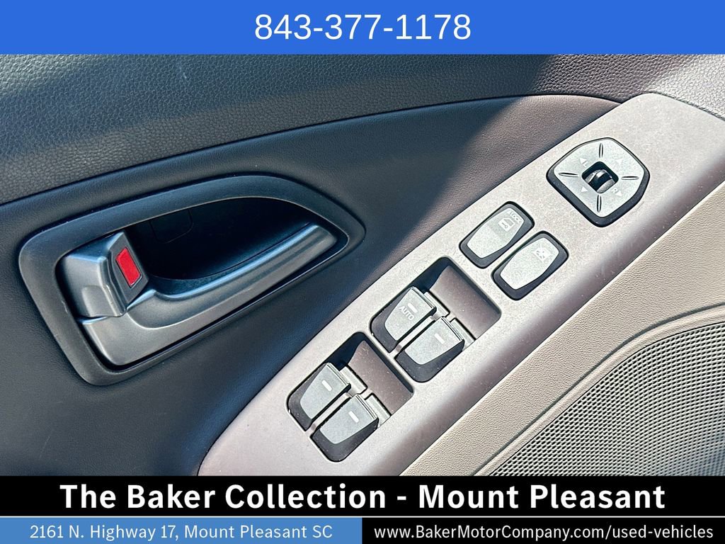 Used 2015 Hyundai Tucson SE AWD/4WD image 17