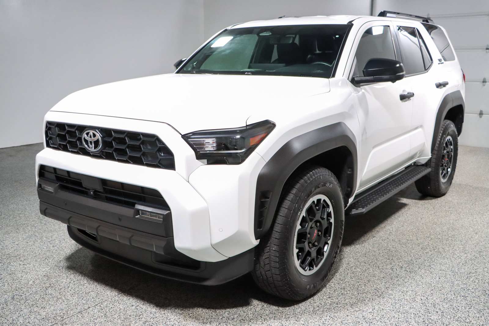 Used 2025 Toyota 4Runner TRD Off-Road Premium AWD/4WD image 32