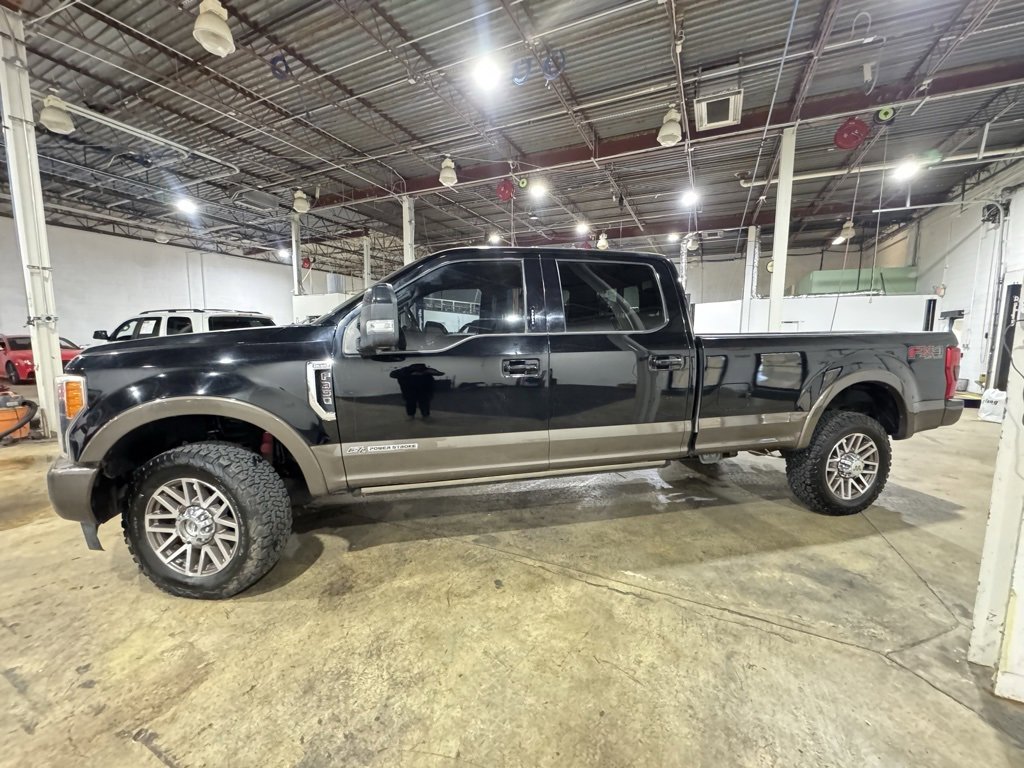 Used 2017 Ford F350 King Ranch w/ King Ranch Ultimate Package image 8