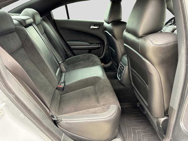 Used 2022 Dodge Charger Scat Pack w/ Dynamics Package RWD image 21