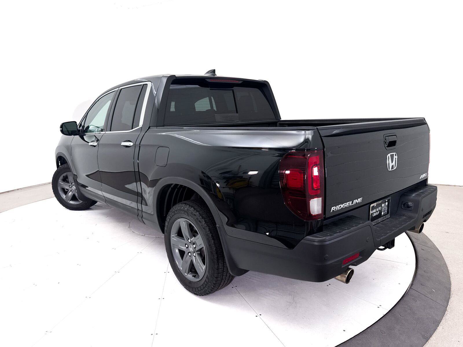 Used 2023 Honda Ridgeline RTL-E image 2