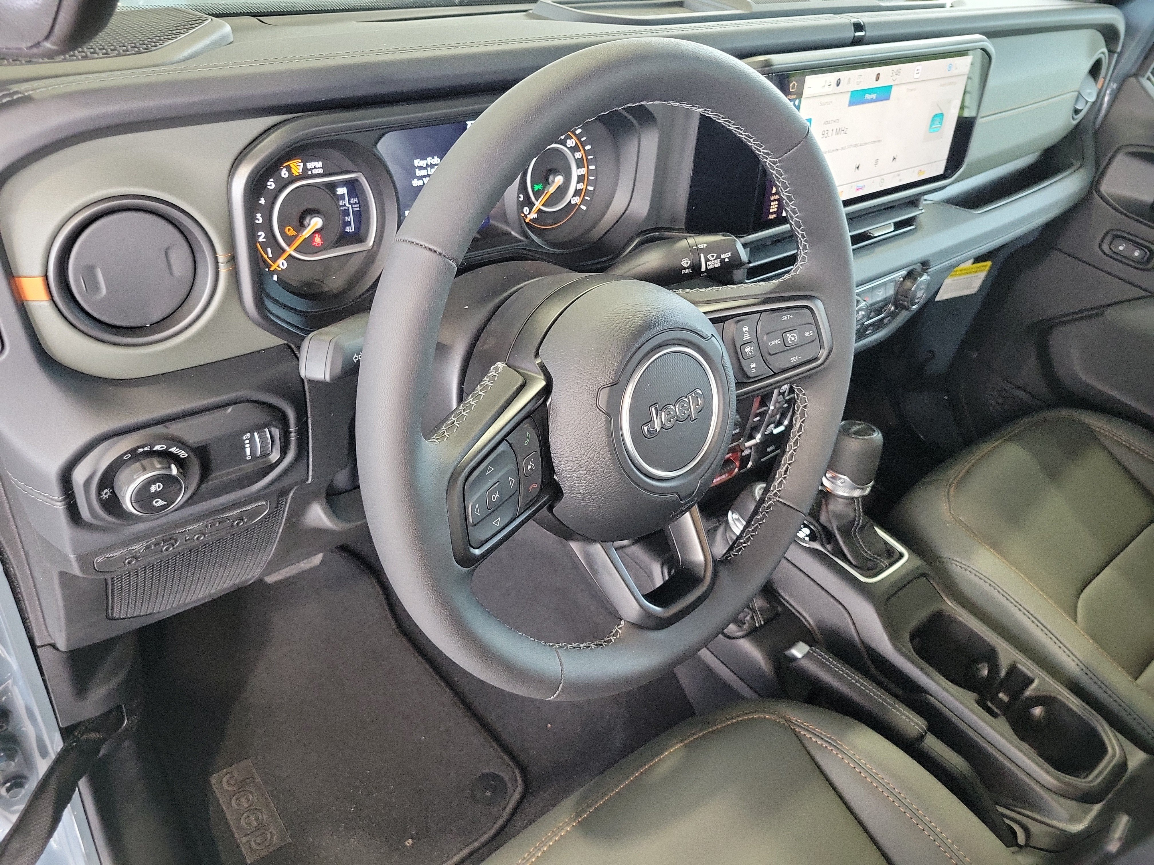 New 2025 Jeep Gladiator Mojave AWD/4WD image 16
