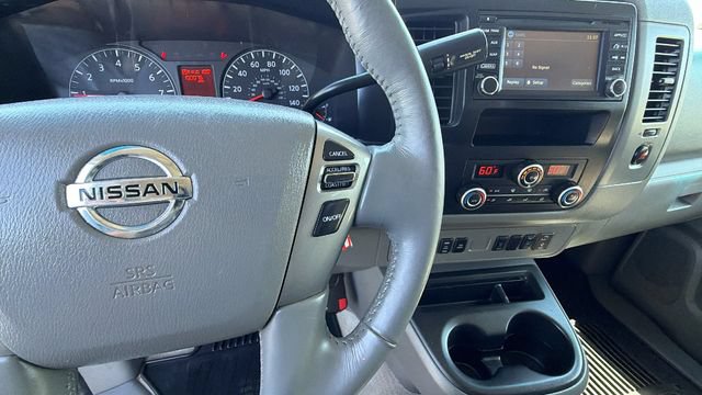 Used 2018 Nissan NV 3500 SL RWD image 22