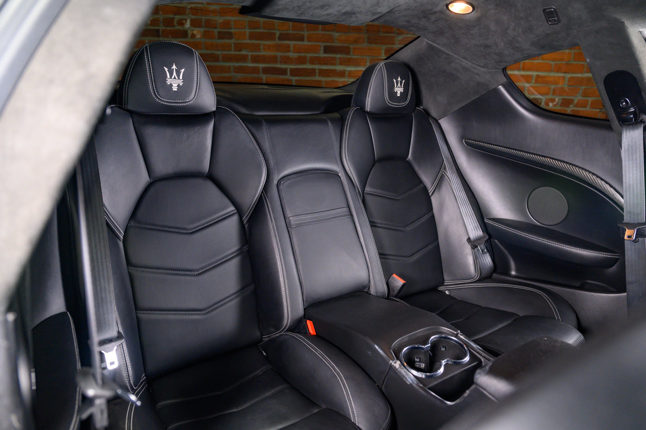 Used 2015 Maserati GranTurismo MC image 27